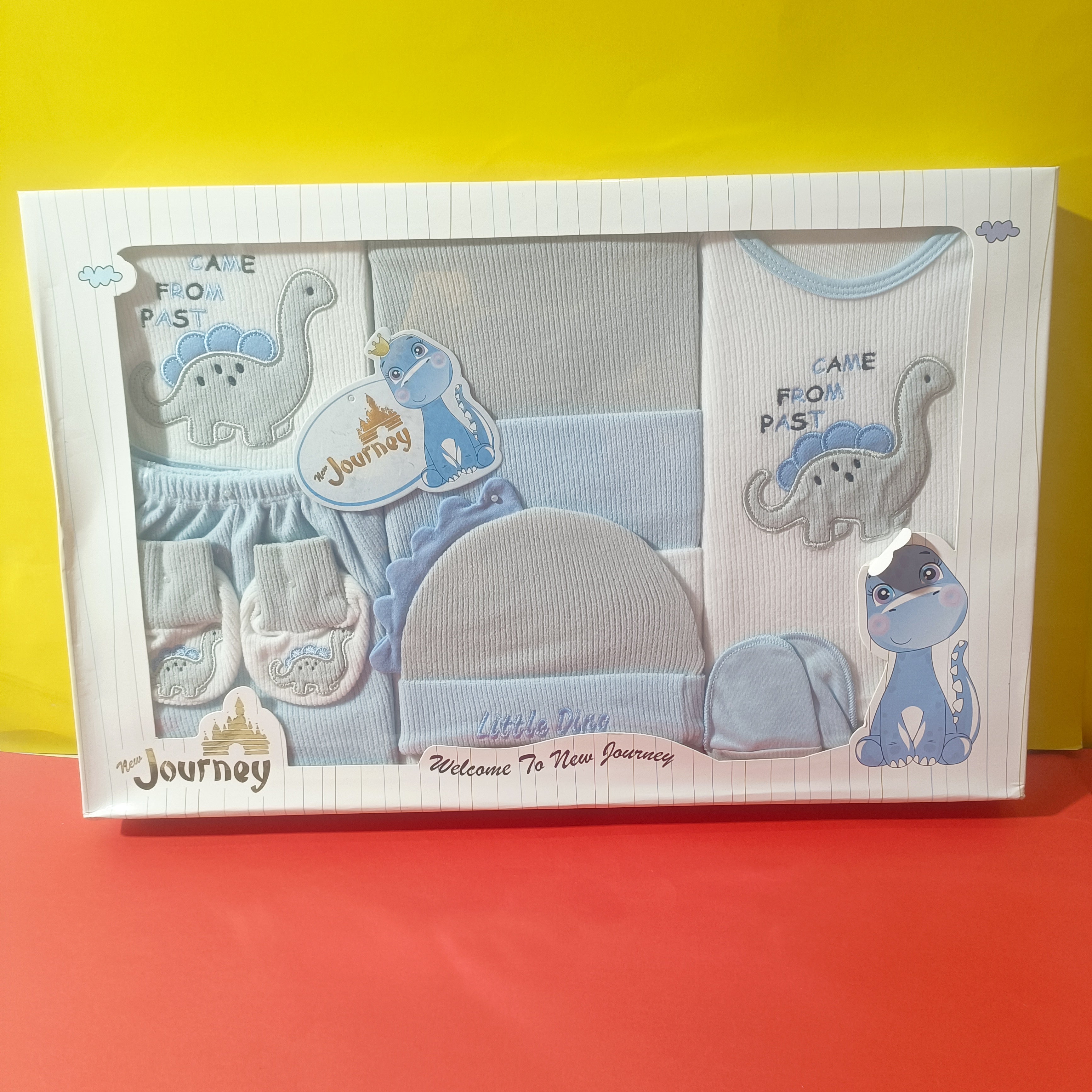 10 PIECES BABY GIFT SETS FOR WINTER DINO