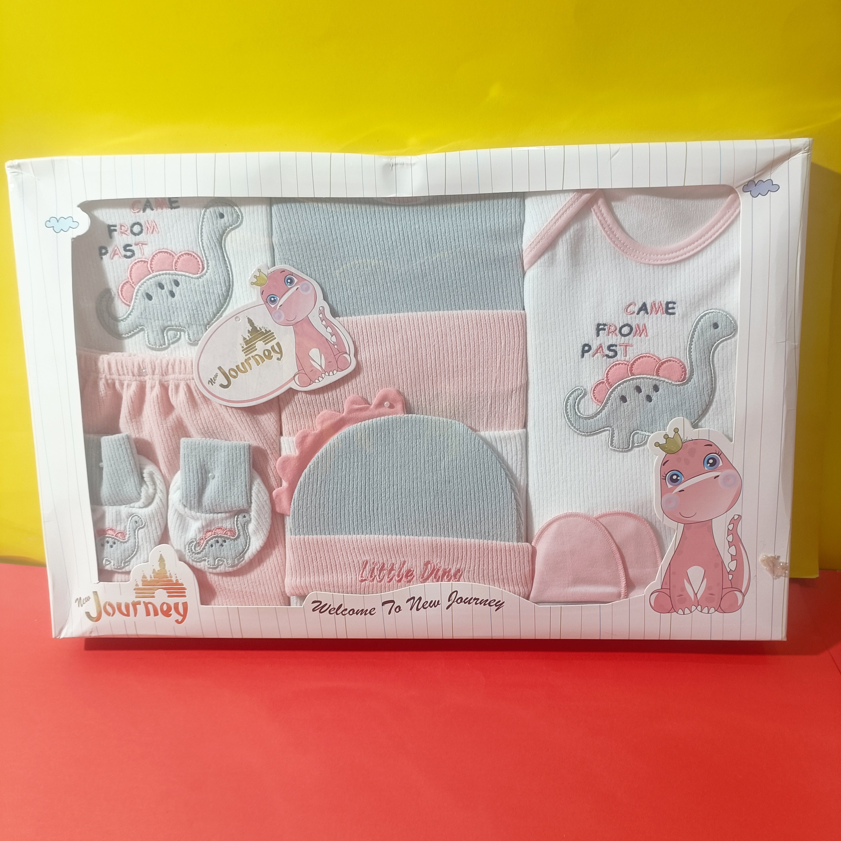 10 PIECES BABY GIFT SETS FOR WINTER DINO